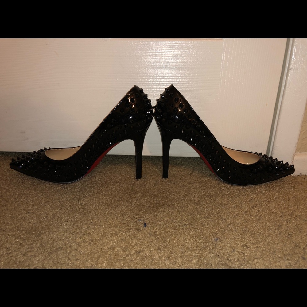 Louis Vuitton studded heels - Picture 2 of 3